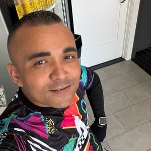 Meet your Posher, José